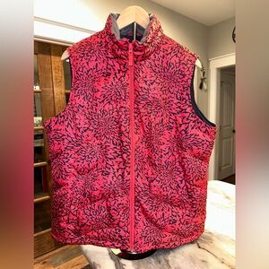 EUC Lands End‎ Fuchsia & Blue Floral Print Vest Zipper with Pockets Size XL 18